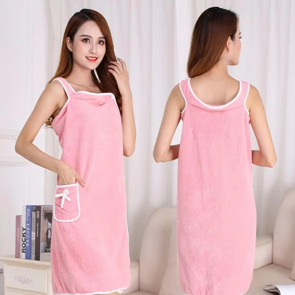 Soft Women's Bathrobe – Breathable Coral Fleece Robe with Off-Shoulder Design and Snap Closure for Home, Spa, or Beach